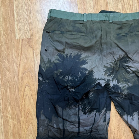 Valentino Black and Green Cargo Pants - Picture 6 of 6